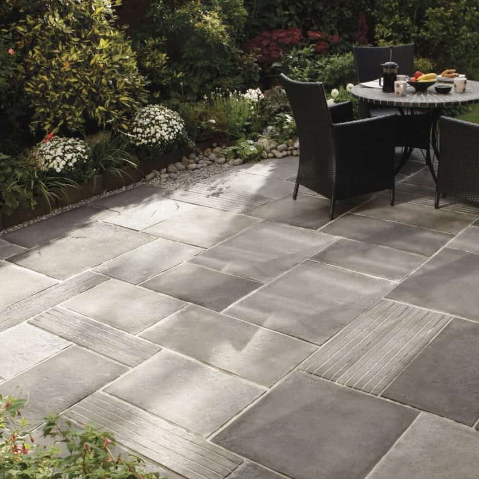 outdoor tiles pavers