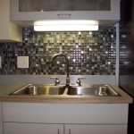 Glass Tiles Kitchen Style